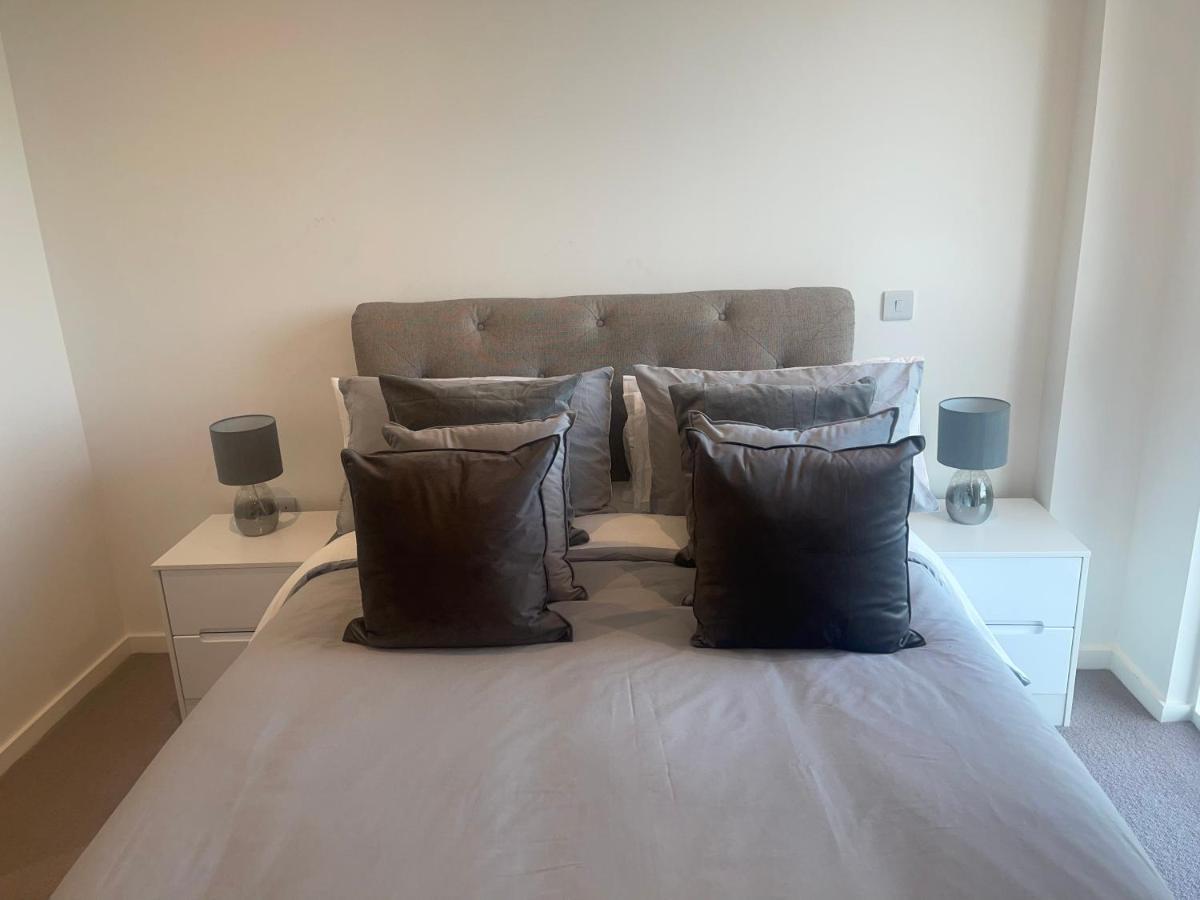 Immaculate 2Bed Apartment In London- City Views Exterior foto